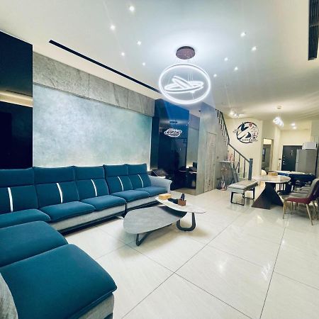Six Seasons Inn - Qian He 타이난 외부 사진