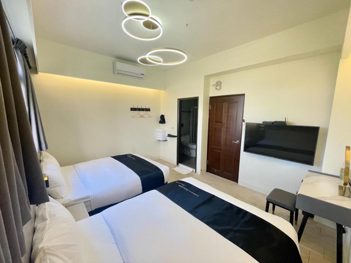 Six Seasons Inn - Qian He 타이난 외부 사진