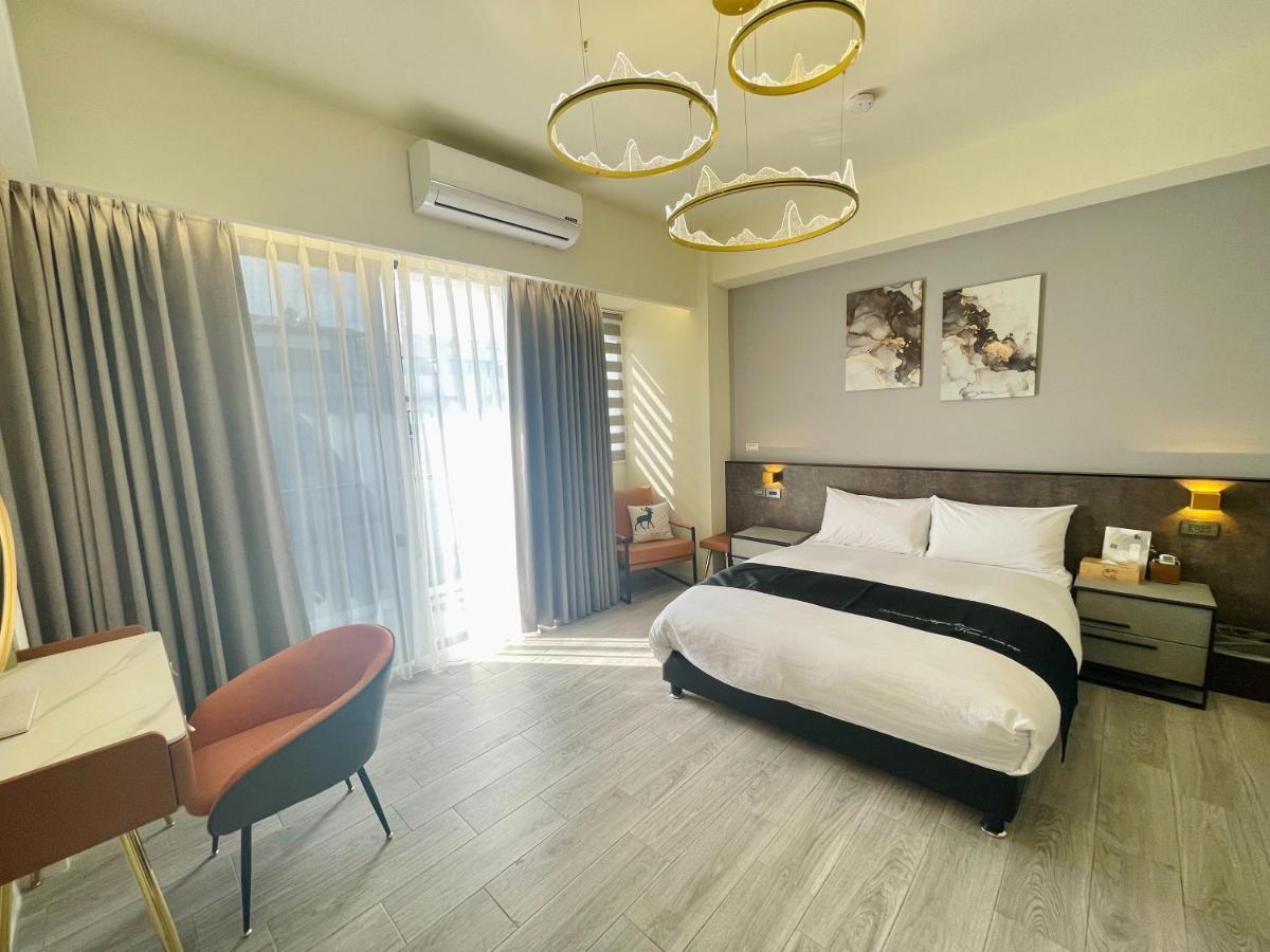 Six Seasons Inn - Qian He 타이난 외부 사진
