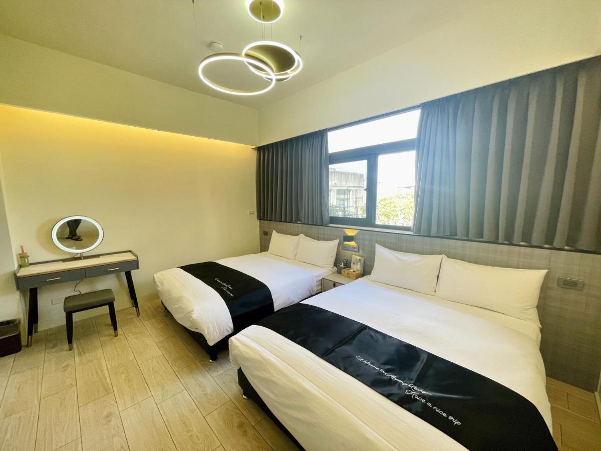 Six Seasons Inn - Qian He 타이난 외부 사진