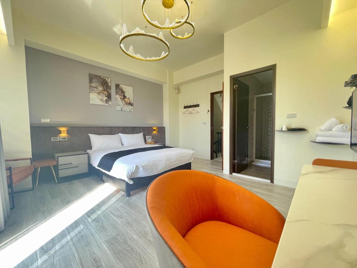 Six Seasons Inn - Qian He 타이난 외부 사진