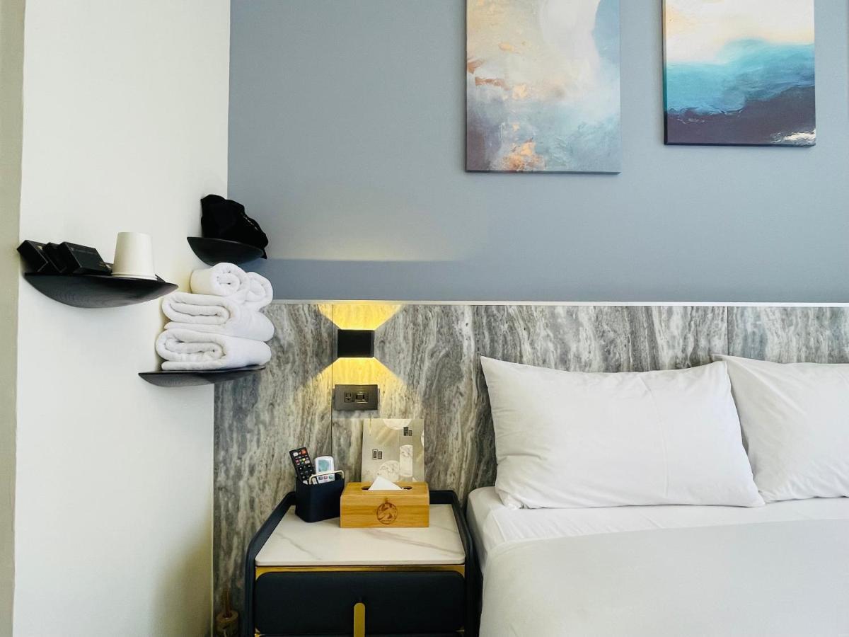 Six Seasons Inn - Qian He 타이난 외부 사진