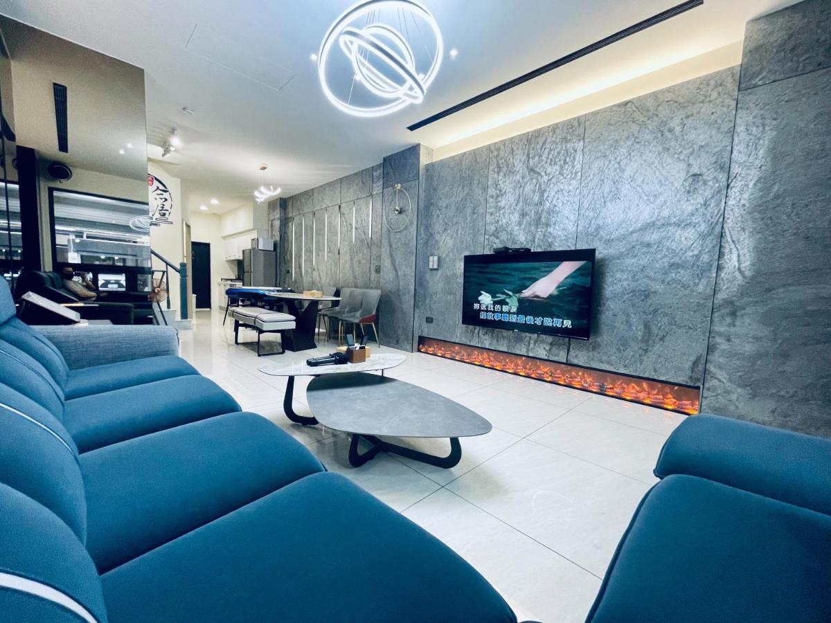 Six Seasons Inn - Qian He 타이난 외부 사진